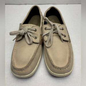 Sperry women’s Beige Boat Shoes - Classic Deck Style, SZ 9, box 19